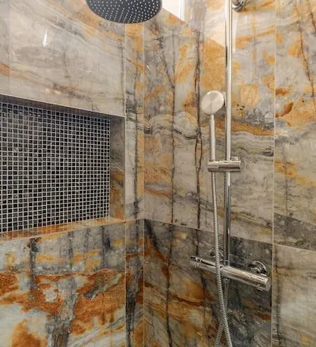 Rozeta Centrum 6os 公寓