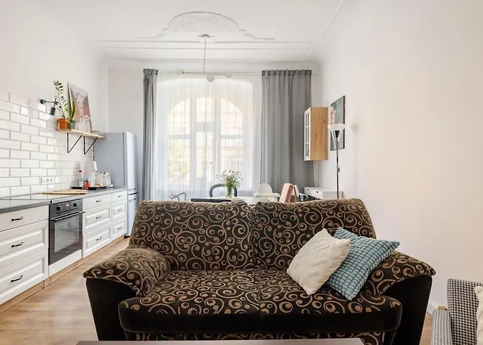 Rozeta Centrum 6os 公寓 莱格尼察