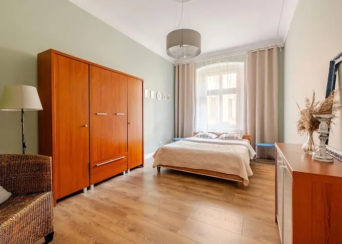 公寓 Rozeta Centrum 6os 莱格尼察